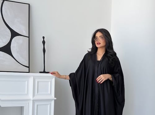 SSU37 عباية بشت بطراز مغربي