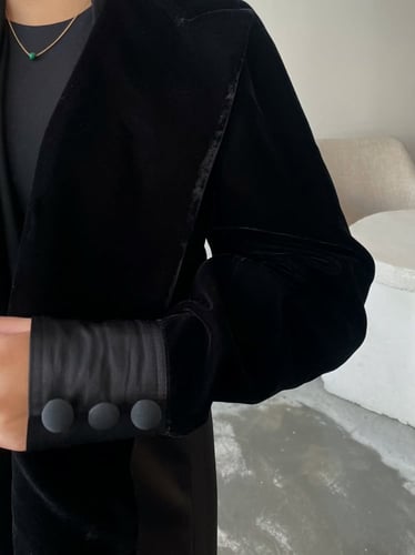 عباية نصف تفتة و نصف مخمل كلوش