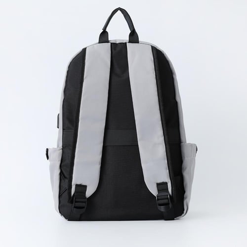 حقيبة ظهر مع مدخل USB