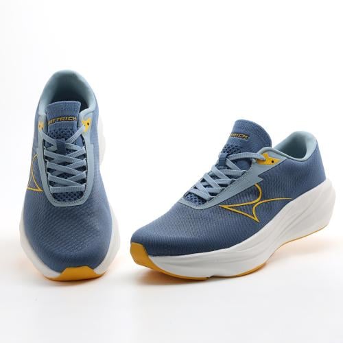 حذاء رياضي هاتريك ازرق