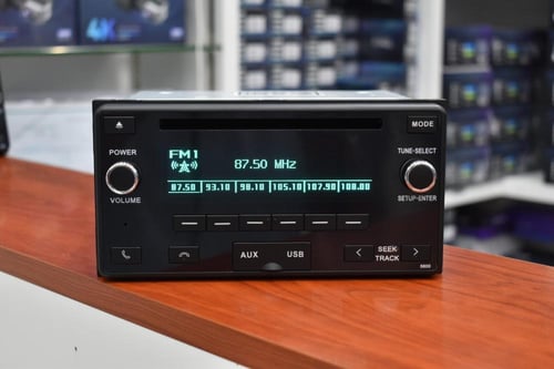 مسجل اليحيى تويوتا مع سي دي بدون بلوتوث