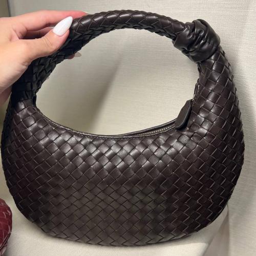 بوتيقا قوتي