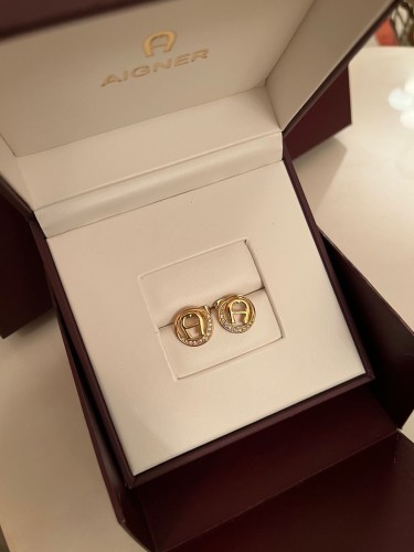 حلق اقنر ذهبي