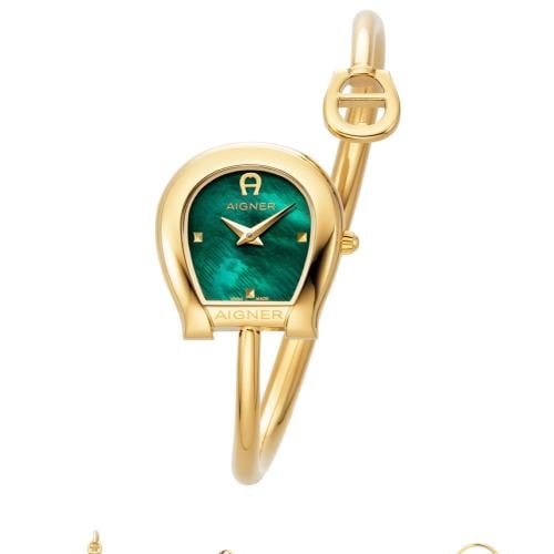 ساعة اقنر نسائية