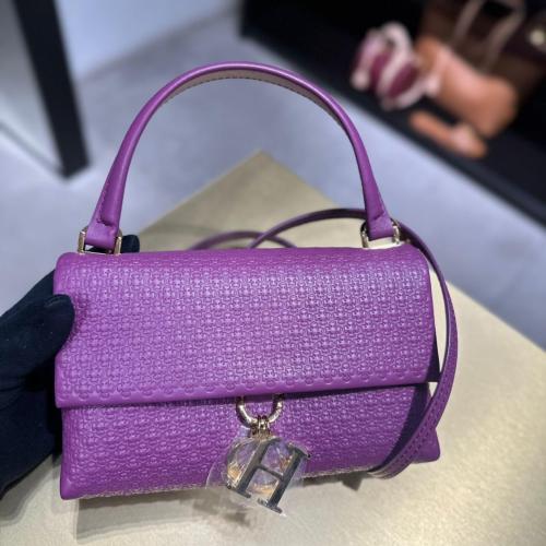 كارولينا هيريرا