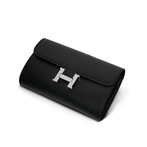 كونستانس اسود