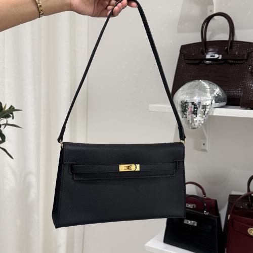 كيلي تو قو اسود