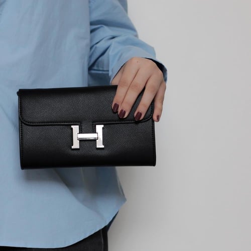 كونستانس اسود