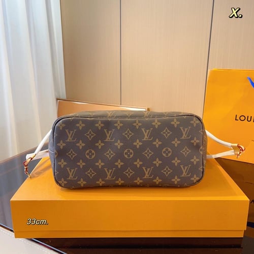 شنطه lv
