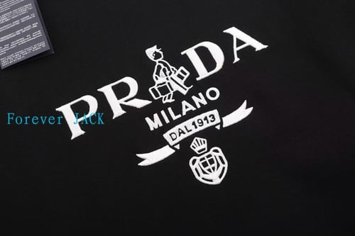 بلوفر برادا