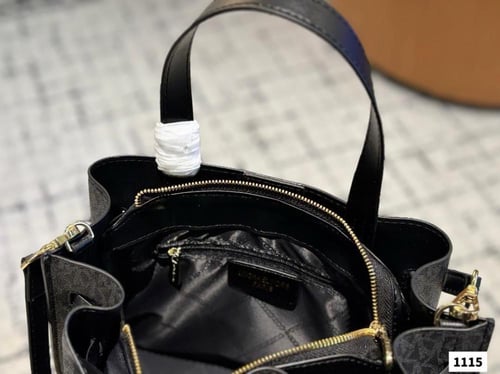 شنطه مايكل كوري