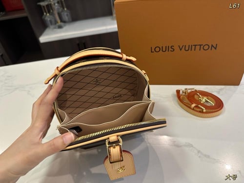 شنطه Lv