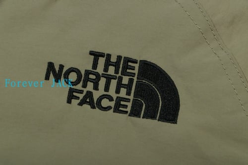 جاكيت نورث فيس