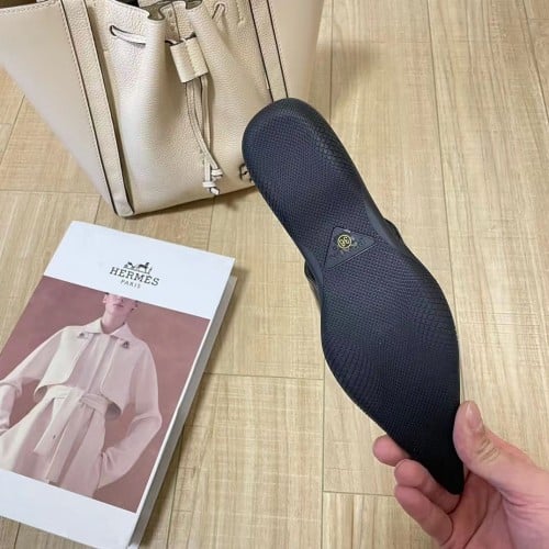 كعب-سليبر برادا