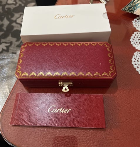 قلم كارتير مع الكبك