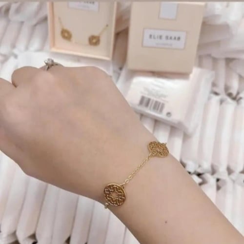 مجموعه إيلي صعب الأنيقة