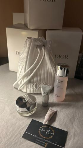 مجموعة كابتشر توتال للعناية بالبشرة