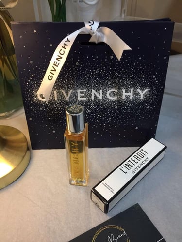 توزيعات عطر جفنشي لانترديت.. بخاخ