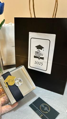 علبه مجوهرات راقيه للتخرج
