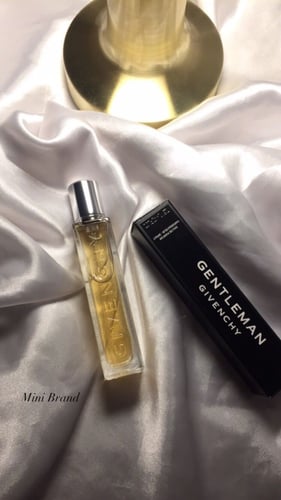 حقيبة جفنشي رجالية