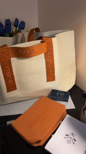 مجموعه توت باق و باوتش جيرلان