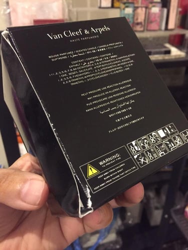 شموع فإن كليف