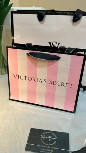 كيس فيكتوريا سيكرت