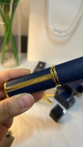 عبوه أعاده تعبئه للعطور من لافيرن