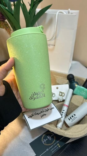 هديه كوب عنوان القهوه لون الأخضر التفاحي