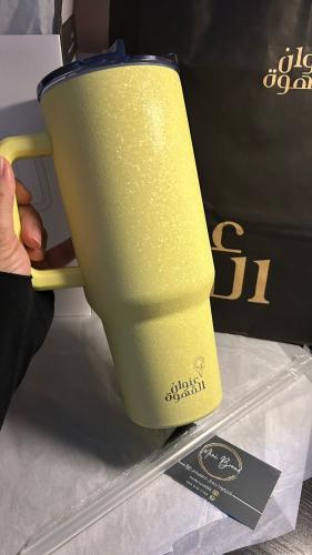 مق عنوان القهوه لون أصفر كبيرر