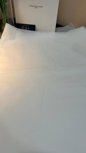 ورق تغليف هدايا جفنشي