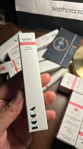 مرطب شفاه لوكا الاصلي