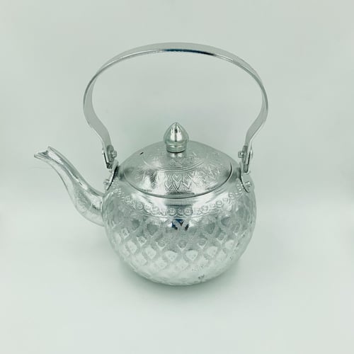 ابريق المنيوم منقوش