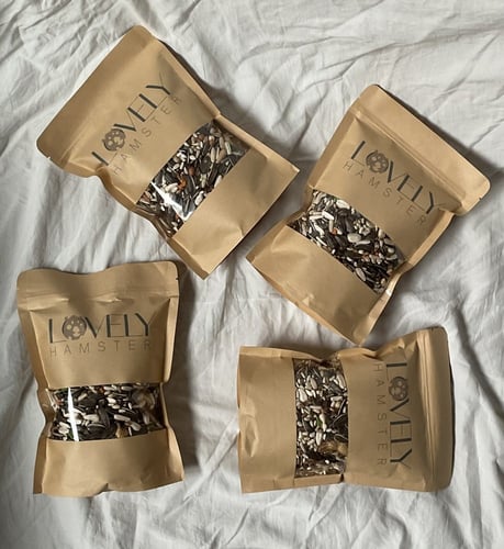 اكل هامستر ( ٤ اكياس )