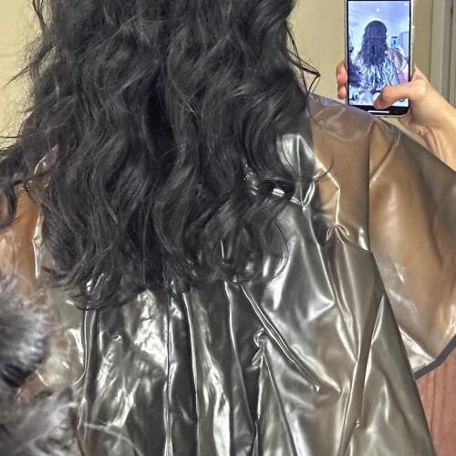 رداء مقاوم للماء