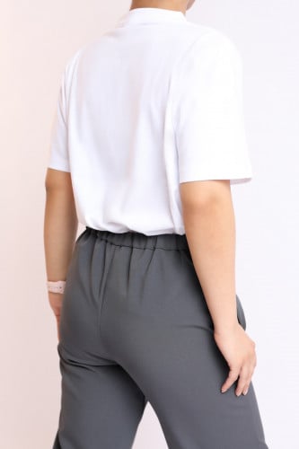 بنطلون متدربات الكلية التقنية للبنات