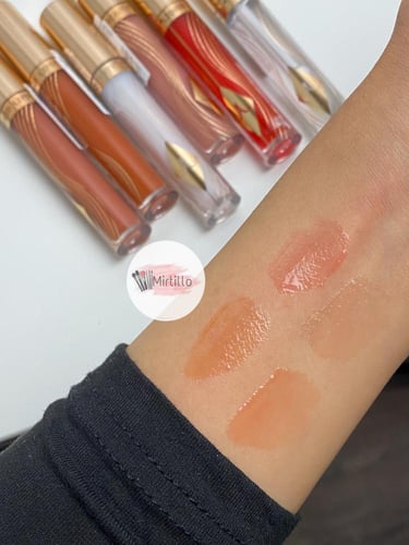 قلوسات بديل شارلوت 6 حبات