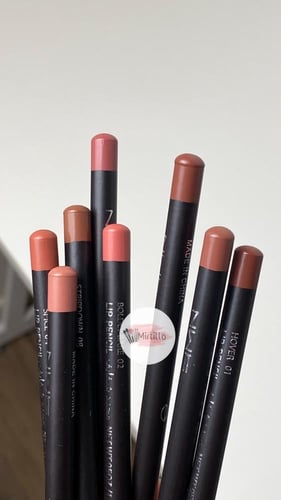 محدد شفايف بديل ماك