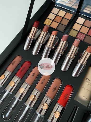 بوكس مكياج بديل كيكو