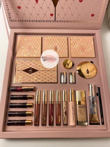 بوكس مكياج بديل شارلوت