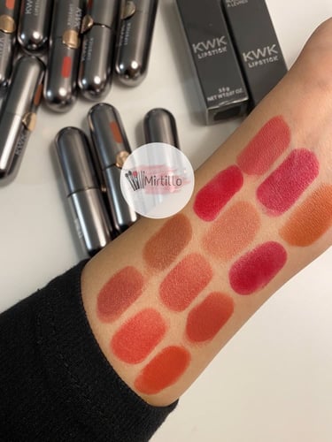 مجموعة ارواج كريميه بديل كيكو 12 حبه