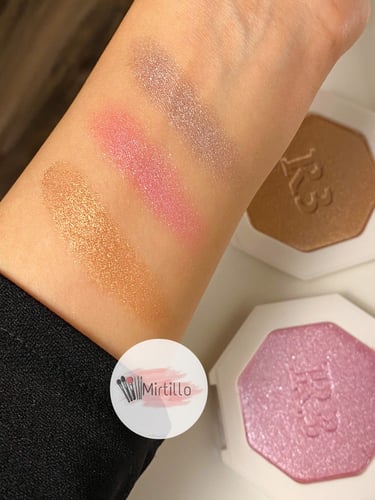 اضاءه بديل فنتي 3 حبات (B)