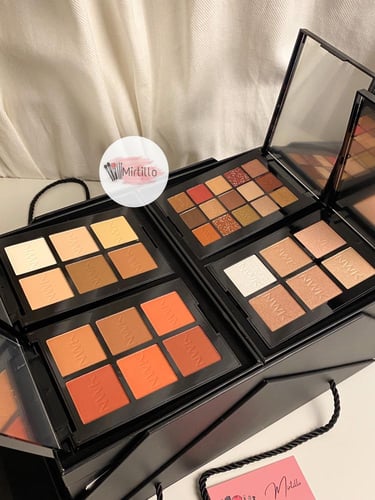 بوكس مكياج بديل كيكو - كبير