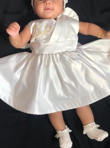 فستان ابيض بناتي