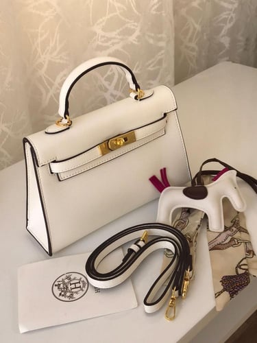 حقيبه نسائيه من Hermès