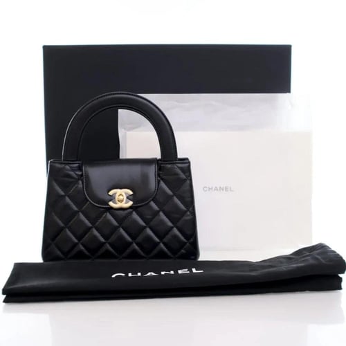 حقيبه من CHANEL