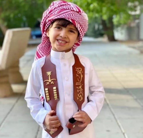 مجند اطفال بني