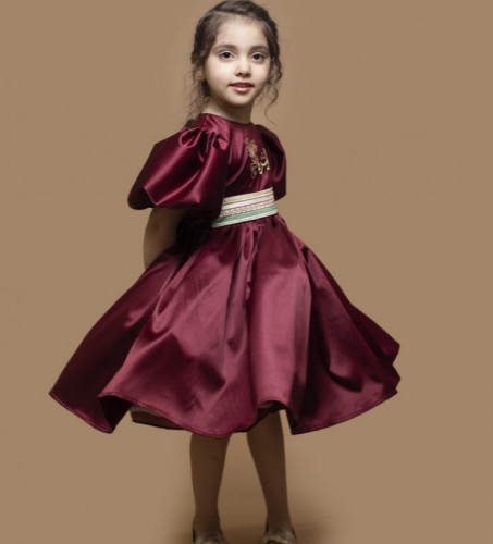 فستان كلوش عنابي