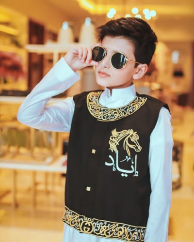 سديري جوتشي اسود