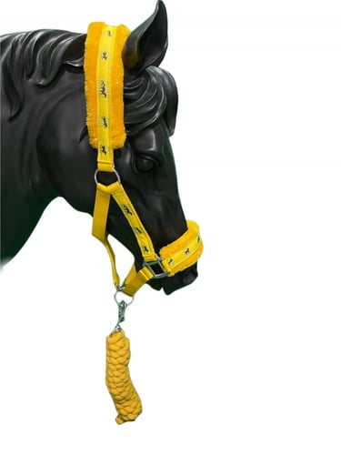 رشمة خيل مبطنة فرو + مقود HF10103